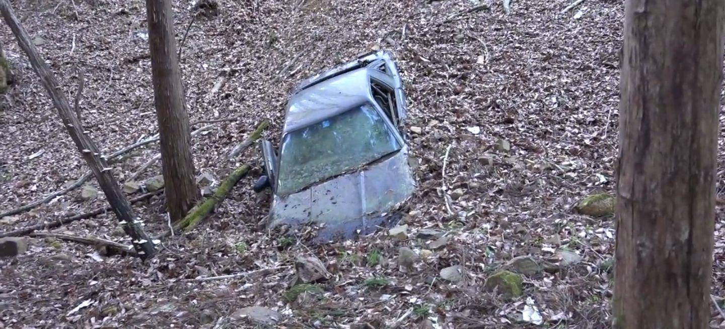 toyota-supra-abandonado