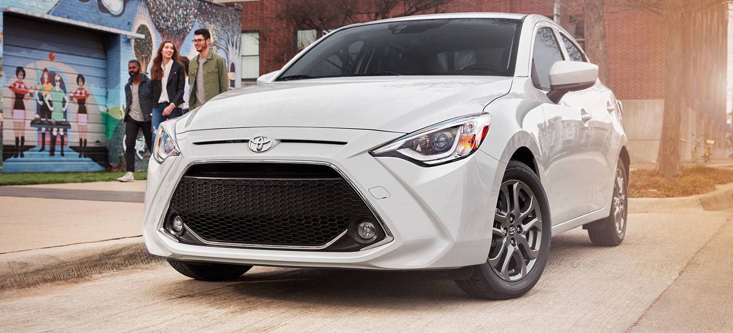 toyota_yaris_sedan_2018_02