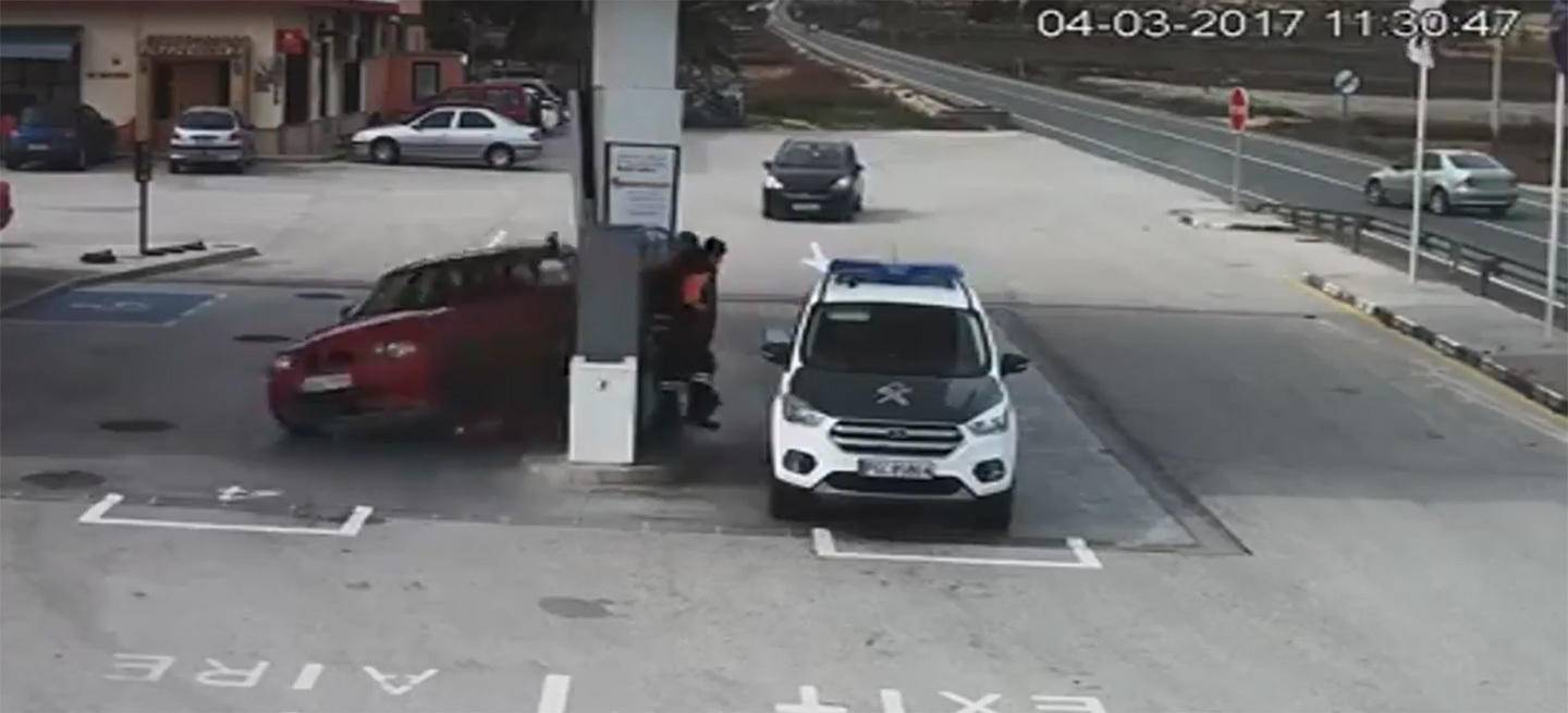 video-accidente-gasolinera