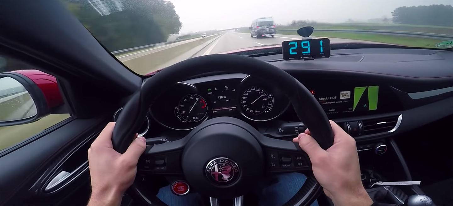 video-alfa-giulia-quadrifoglio-verde-autobahn