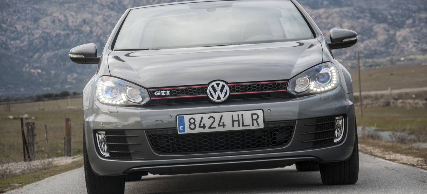 volkswagen-golf-gti-cabrio-main117