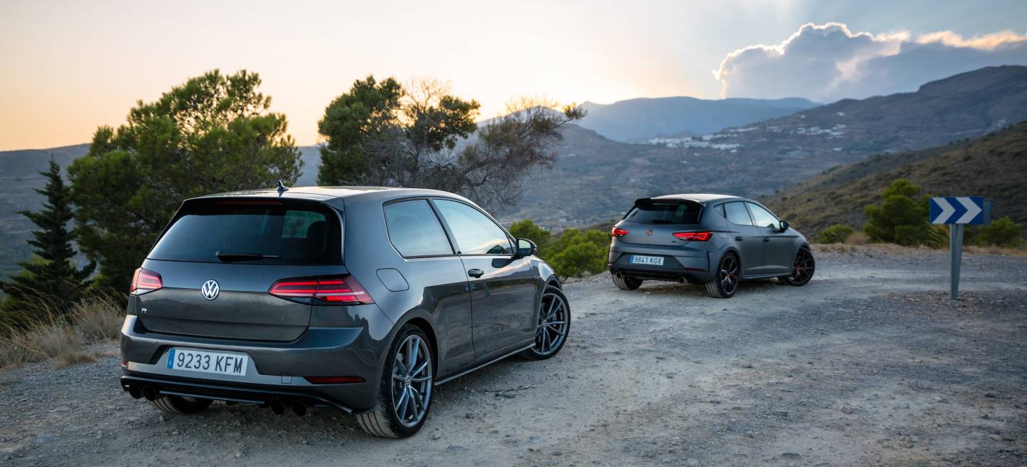 Volkswagen Golf R Seat Leon Cupra R Volkswagen Golf R Seat Leon Cupra R