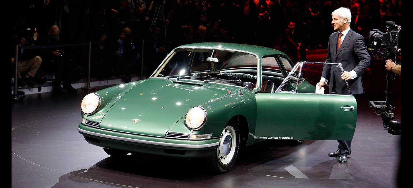volkswagen-group-night-streaming-video