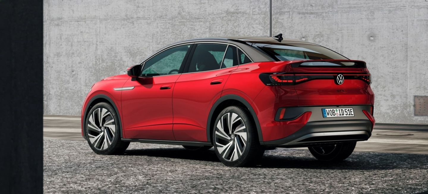 volkswagen-id-5-2022-25-618257e986214_1440x655c.jpg