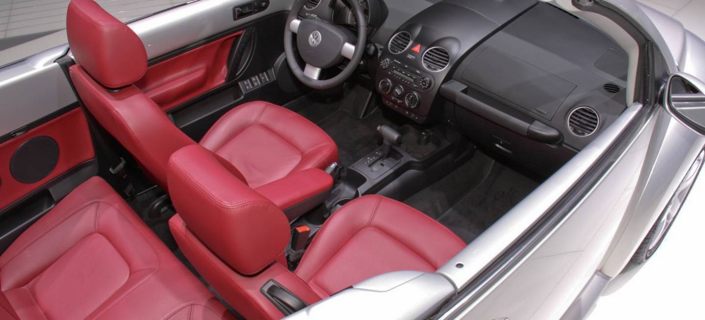 Volkswagen New Beetle Cabrio Blush