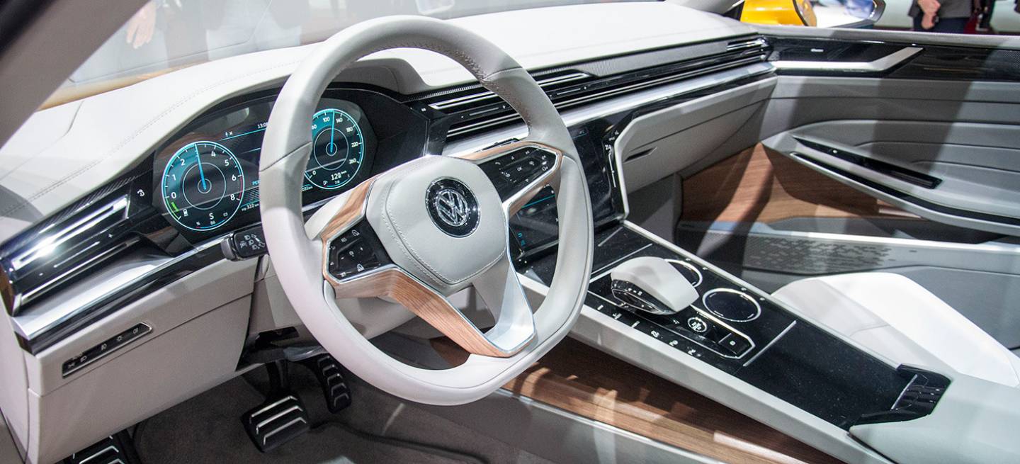 volkswagen-pantallas-salon-de-ginebra-201501-1440px