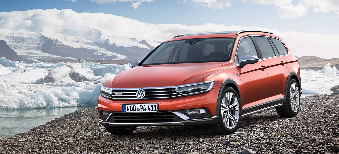 volkswagen-passat-alltrack-09-1440px