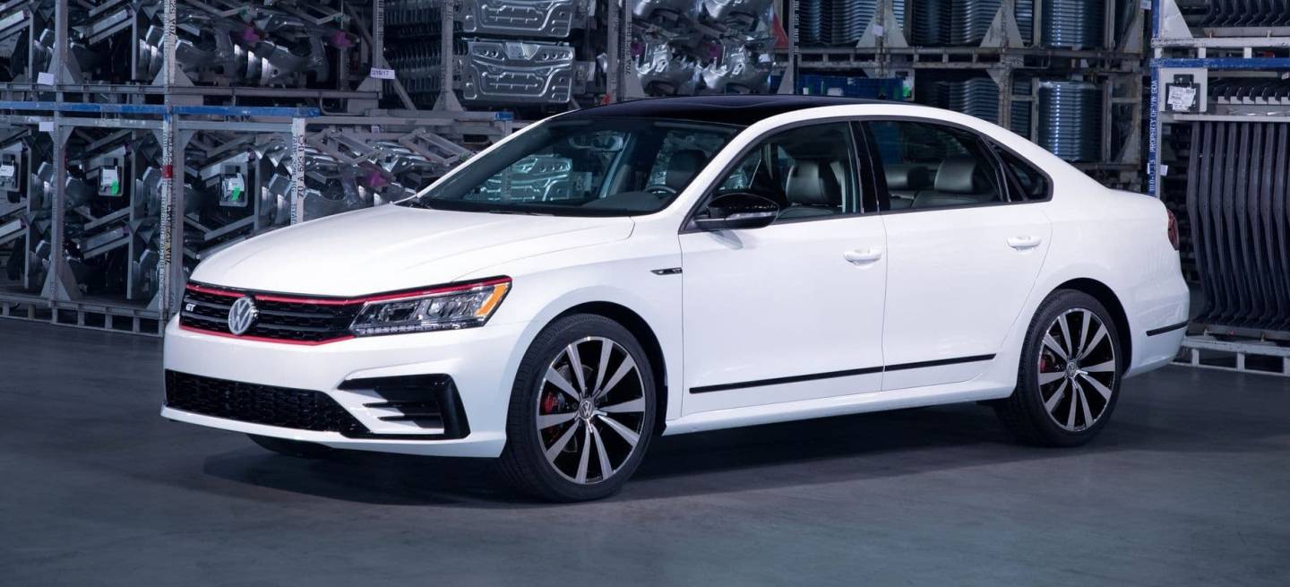 volkswagen-passat-gt-2018-p