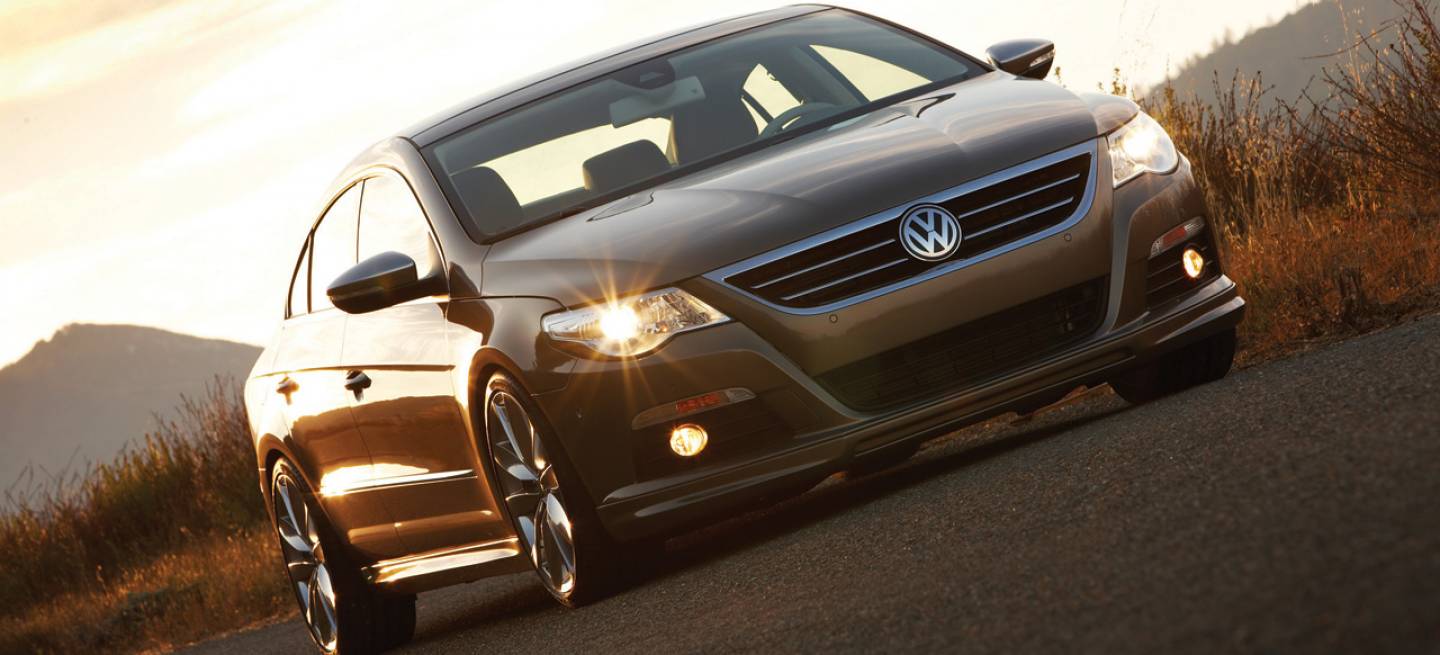 volkswagen_passat_cc_gold_coast_edition_1