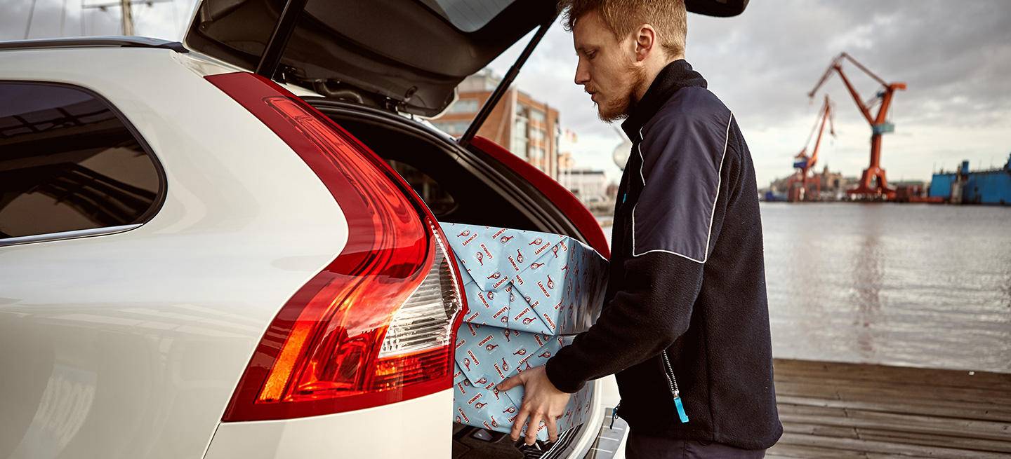 volvo-in-car-delivery-06
