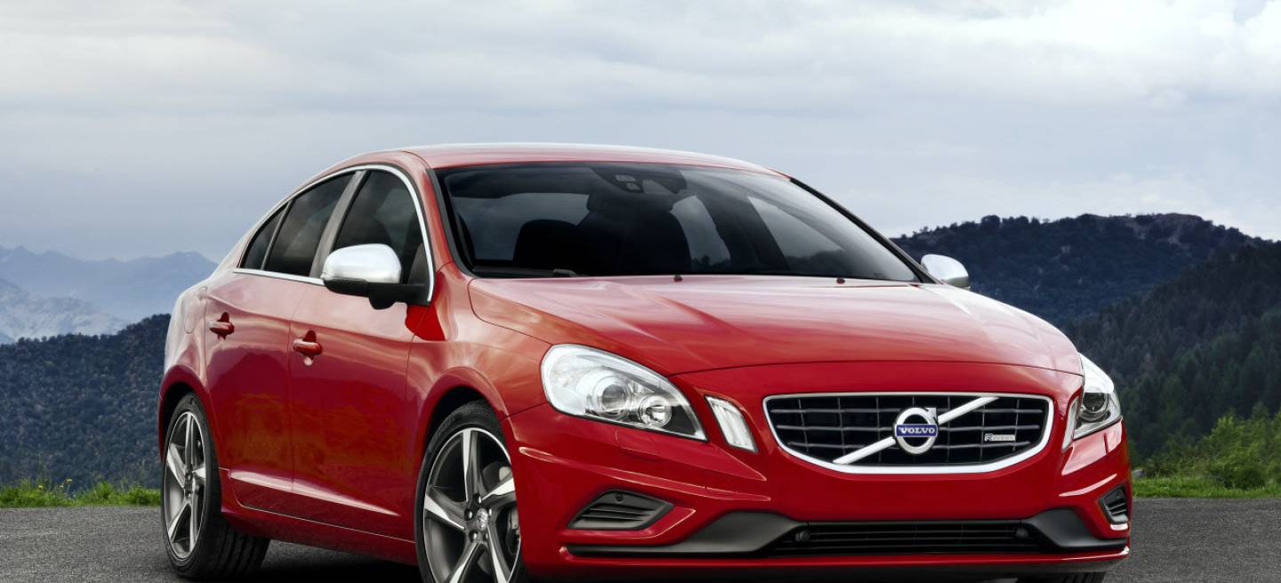 volvo-s60-r-line-dm-1