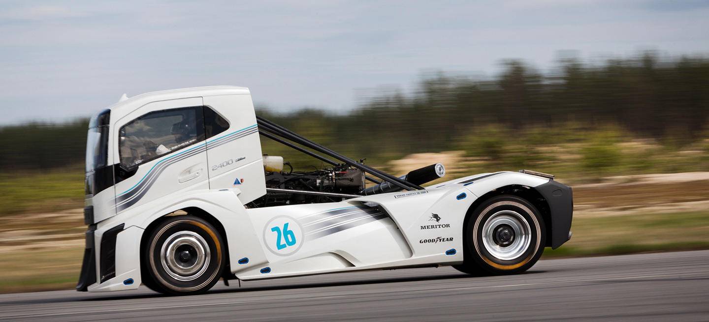 volvo-the-iron-knight-02