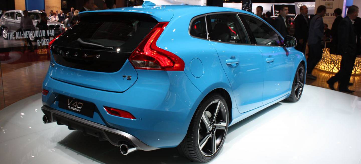 volvo-v40-r-line-directo-salon-paris-2012-exterior-1