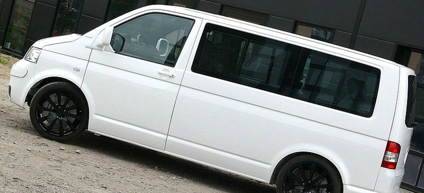 Volkswagen T5 Multivan con motor de Porsche 996 GT2