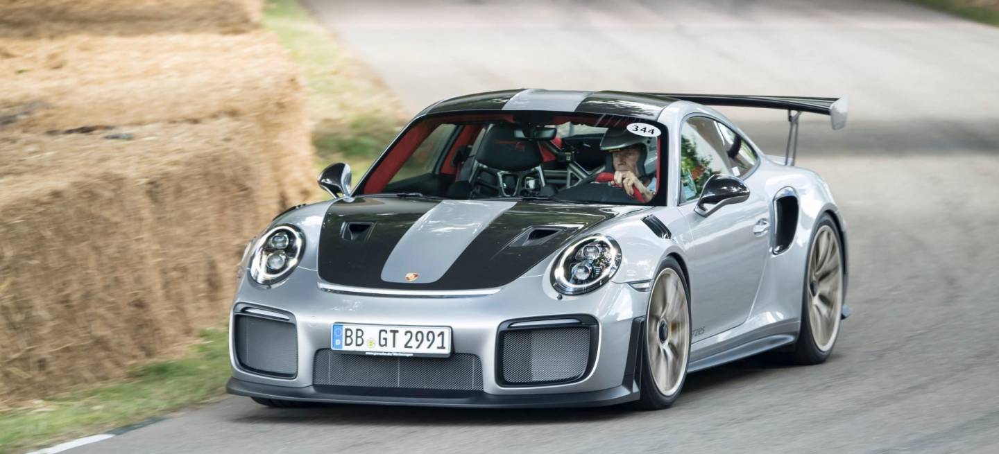 walter_röhrl_911_gt2_rs_festival_of_speed_goodwood_great_britain_2017_porsche_ag (1)