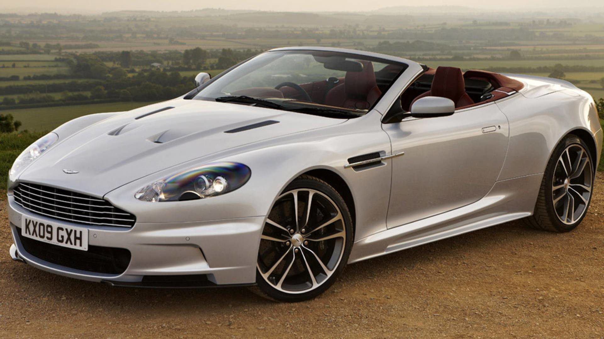 Aston Martin DBS Volante Aston Martin DBS Volante