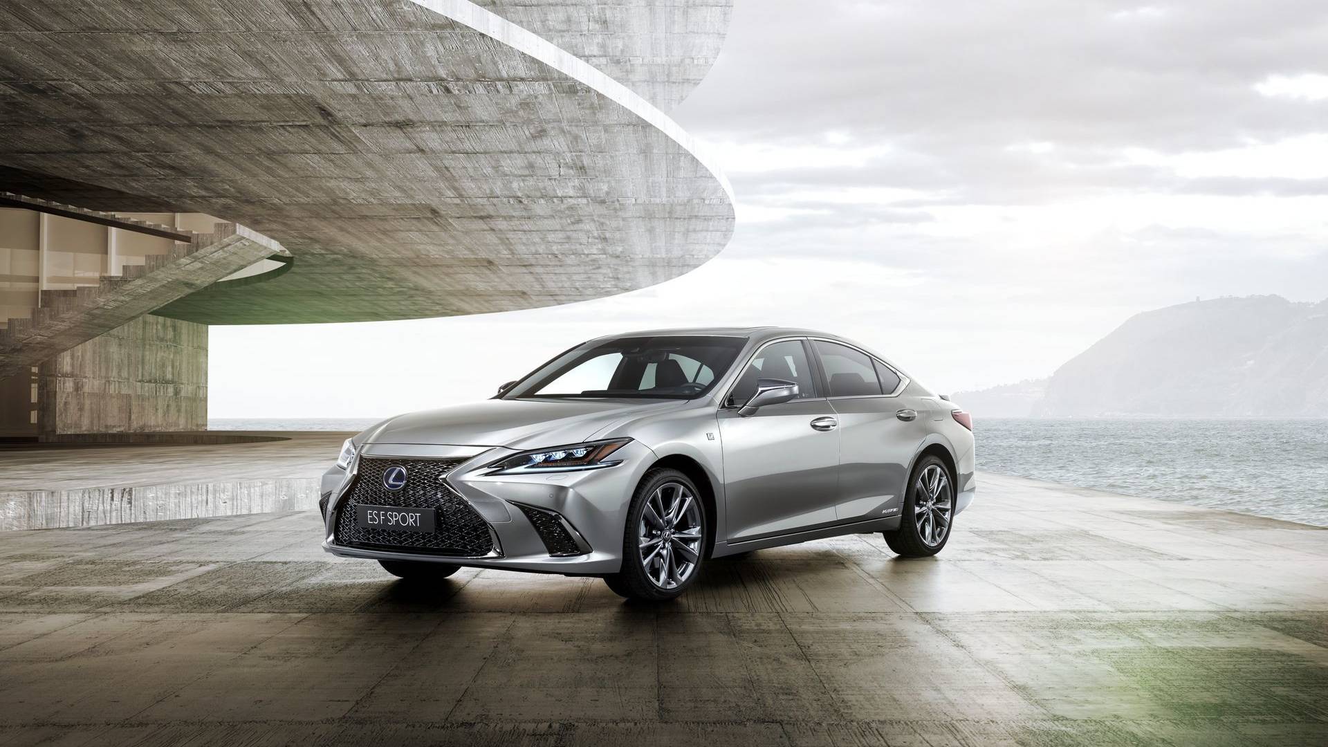 [Imagen: lexus_es_2018_10_1920x1600c.jpg]