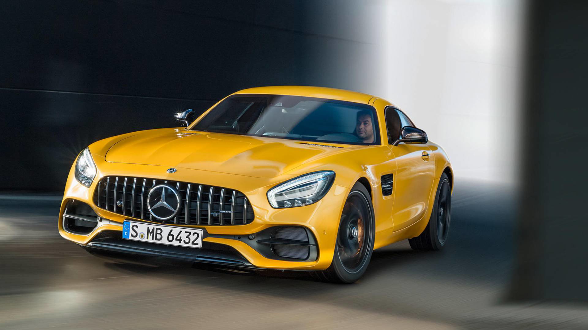 Mercedes-AMG GT Mercedes-AMG GT