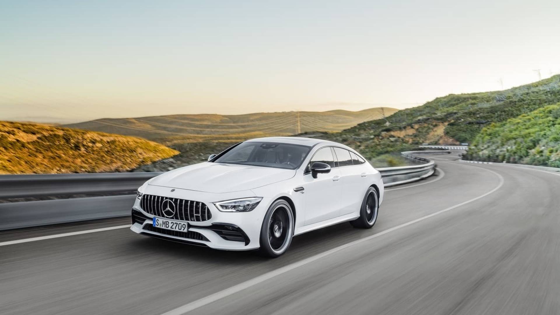 Mercedes Amg Gt 4 Puertas Coupe 21 Caracteristicas Precios Y Versiones