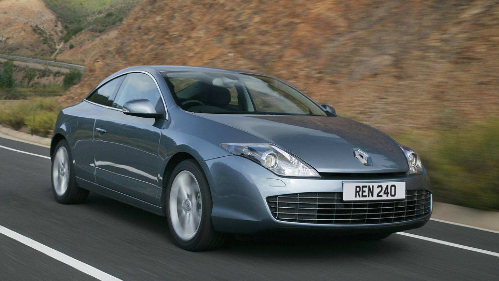 [Imagen: renault-laguna-coupe_1920x1600c.jpg]