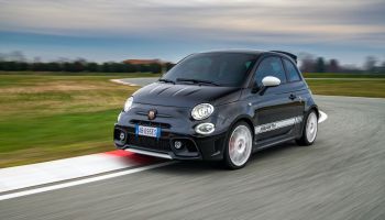 Imagen del coche Abarth 695