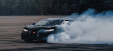 Bugatti Chiron Pur Sport Video Derrape Drift 02