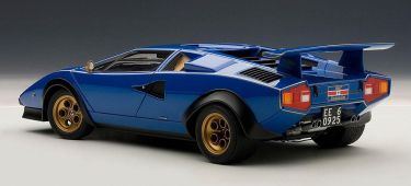 countach-walter-wolf-3_375x170c.jpg