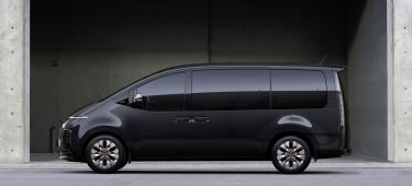 Hyundai Staria 2021 0321 003