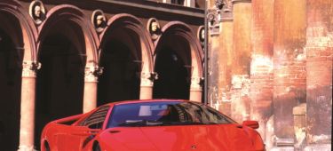 lamborghini_diablo_05_375x170c.jpg