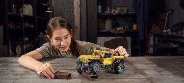 Lego Technic Jeep Wrangler 3