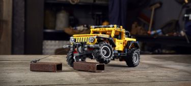 Lego Technic Jeep Wrangler 5