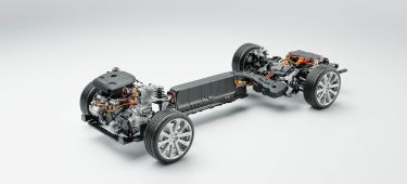 Technical Cutaway Volvo Cars' New Recharge Plug In Hybrid Powertrain