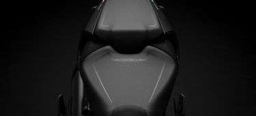 Moto Ducati Monster 2021 Estudio5