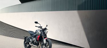 Moto Triumph Trident Estatico2
