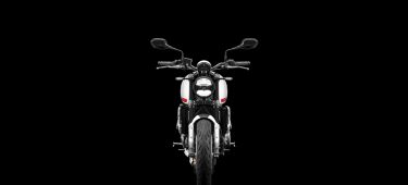 Moto Triumph Trident Estudio4