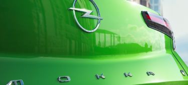 Opel Mokka E 2020 Verde 02