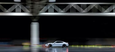 Porsche Taycan Record Interiores 13