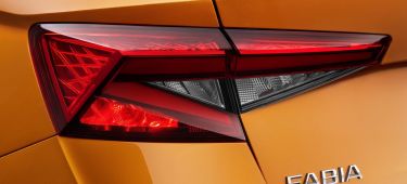 Skoda Fabia 2021 Naranja Piloto 1