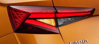 Skoda Fabia 2021 Naranja Piloto 2