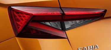 Skoda Fabia 2021 Naranja Piloto 3