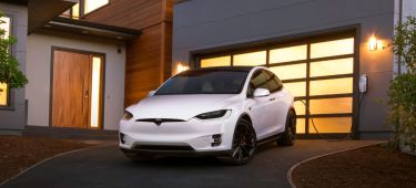 Tesla Model X 8