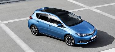 toyota-auris-2015-promo-09