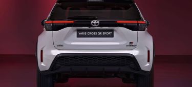Toyota Yaris Cross Gr Sport 02