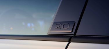 Volkswagen Golf R 20 Aniversario 2022 07
