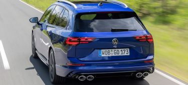 Volkswagen Golf R Variant 2021 0621 016