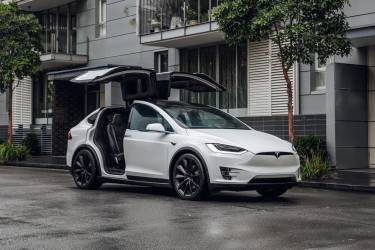 Tesla Model X 2019 View Specs Prices Photos More Driving