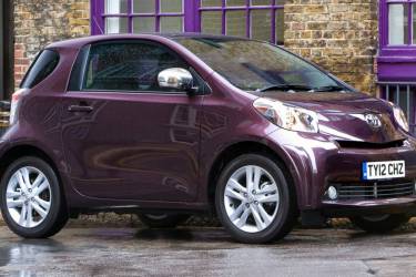 Toyota iQ Toyota iQ