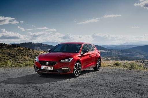 Seat Leon Fr 2020 Rojo 5 thumbnail Seat Leon Fr 2020 Rojo 5 thumbnail