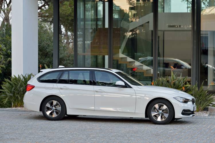 1440_BMW_Serie_3_2015_DM_15