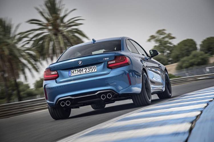 1440_bmw-m2-coupe-2016-35